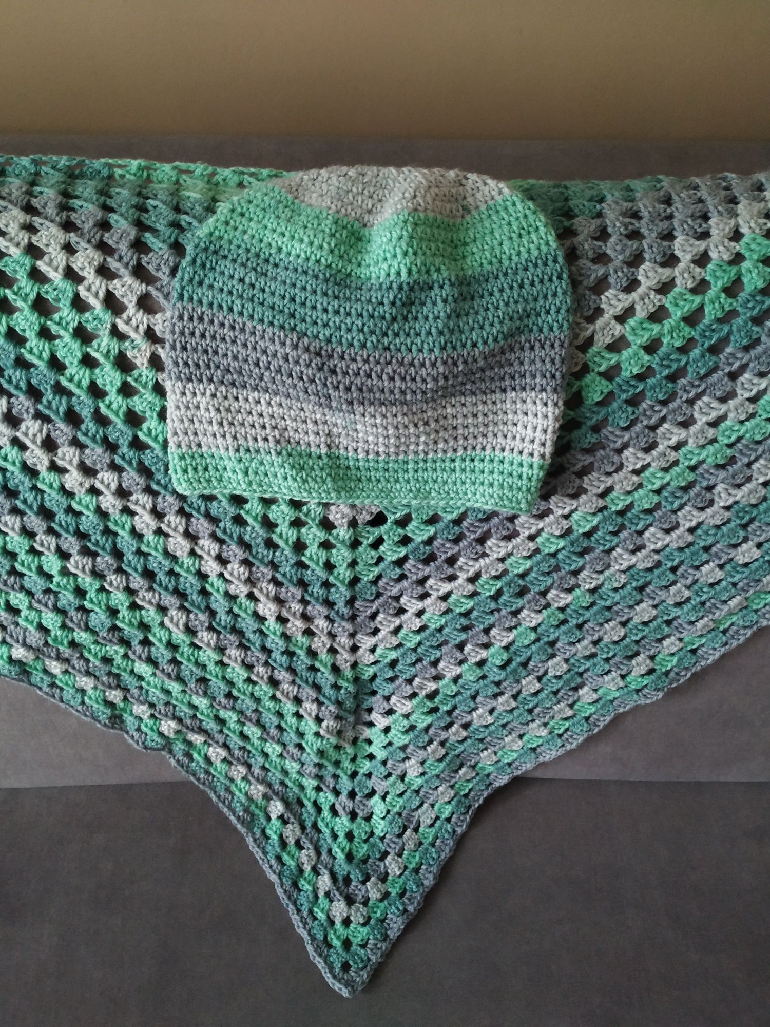 Husta czapka hand made