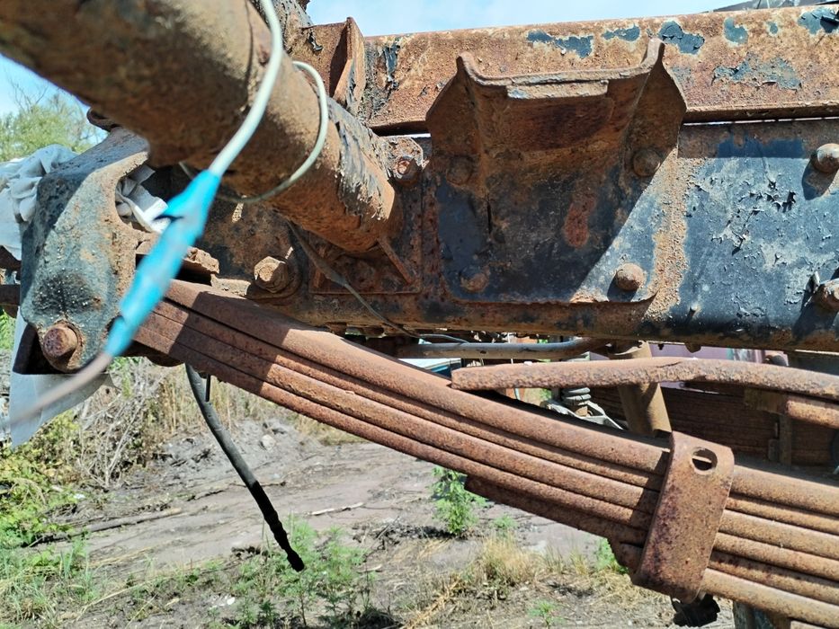 Ресори задні в чудовому стані Іфа в 50