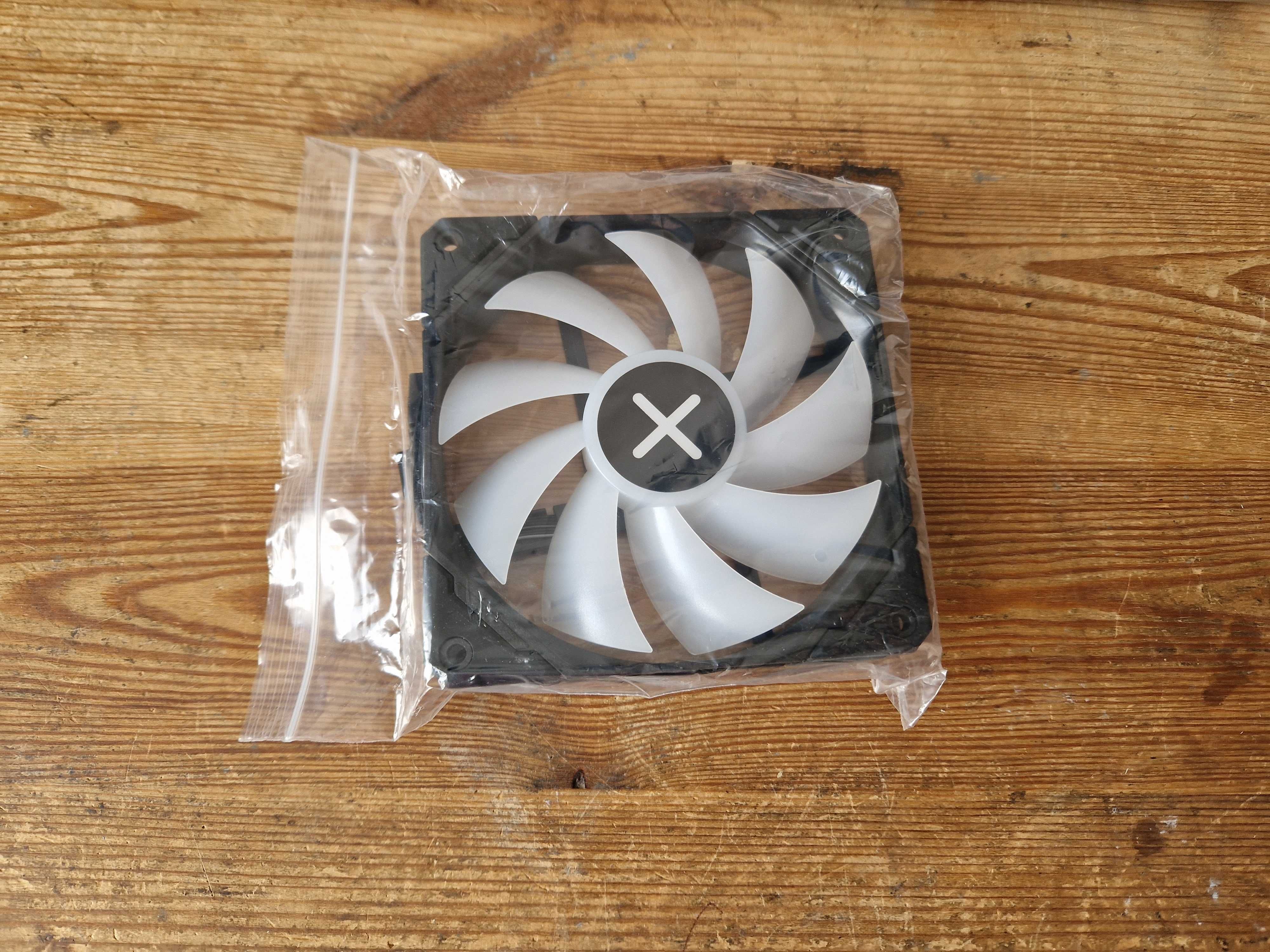 Chłodzenie procesora powietrzem ENDORFY Fera 5 Black ARGB, 120mm(2003)