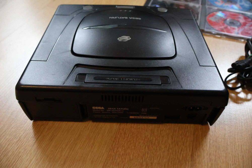 Konsola Sega Saturn Model 2 PAL Komplet Ładny 5 Gier Sonic Vipers NHL