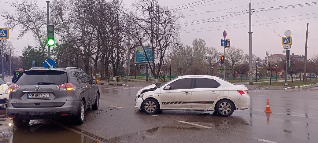 Продам Peugeot 301