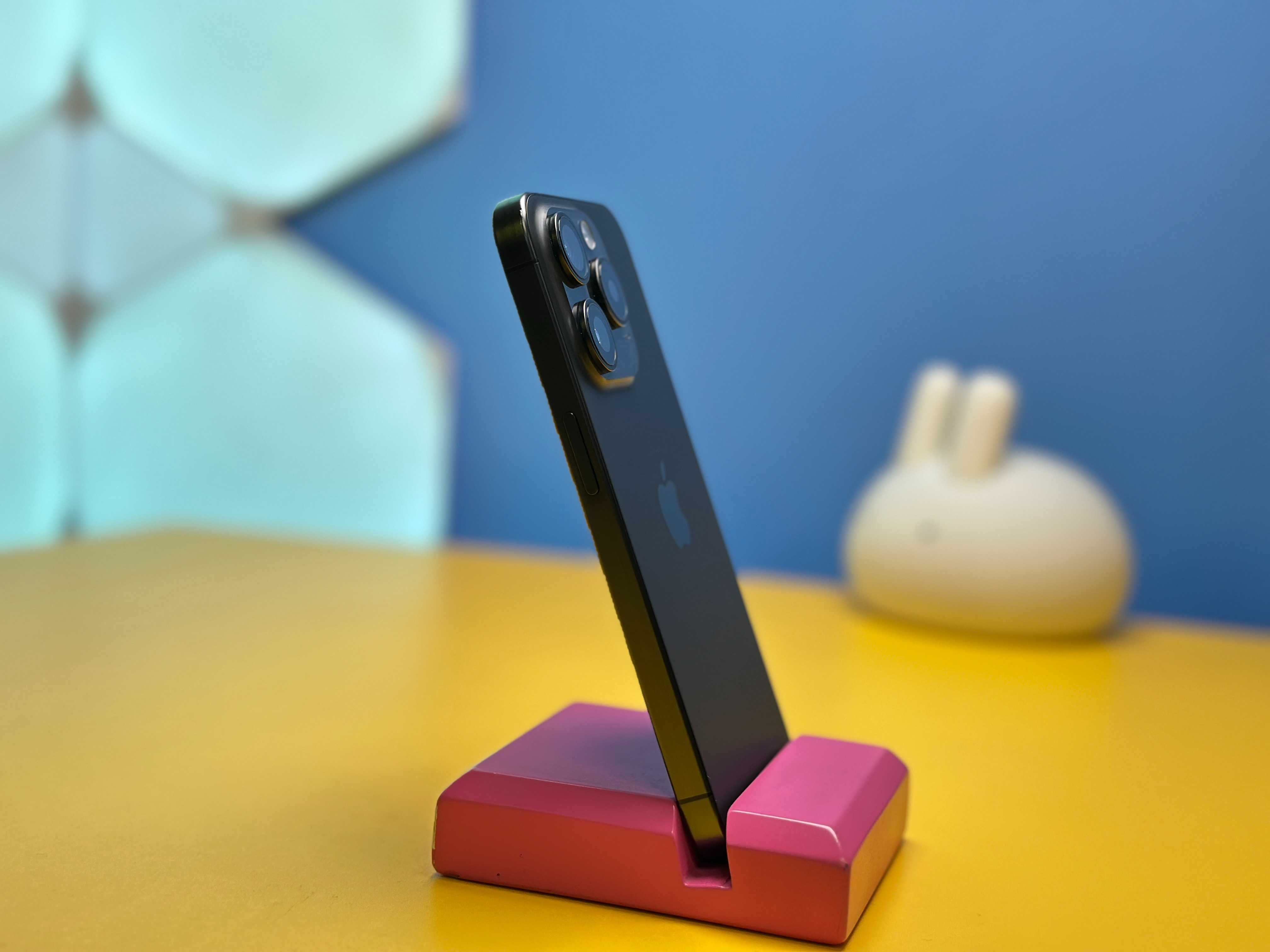 Смартфон Apple iPhone 15 Pro 256GB Black (141477) Б/У З ГАРАНТІЄЮ