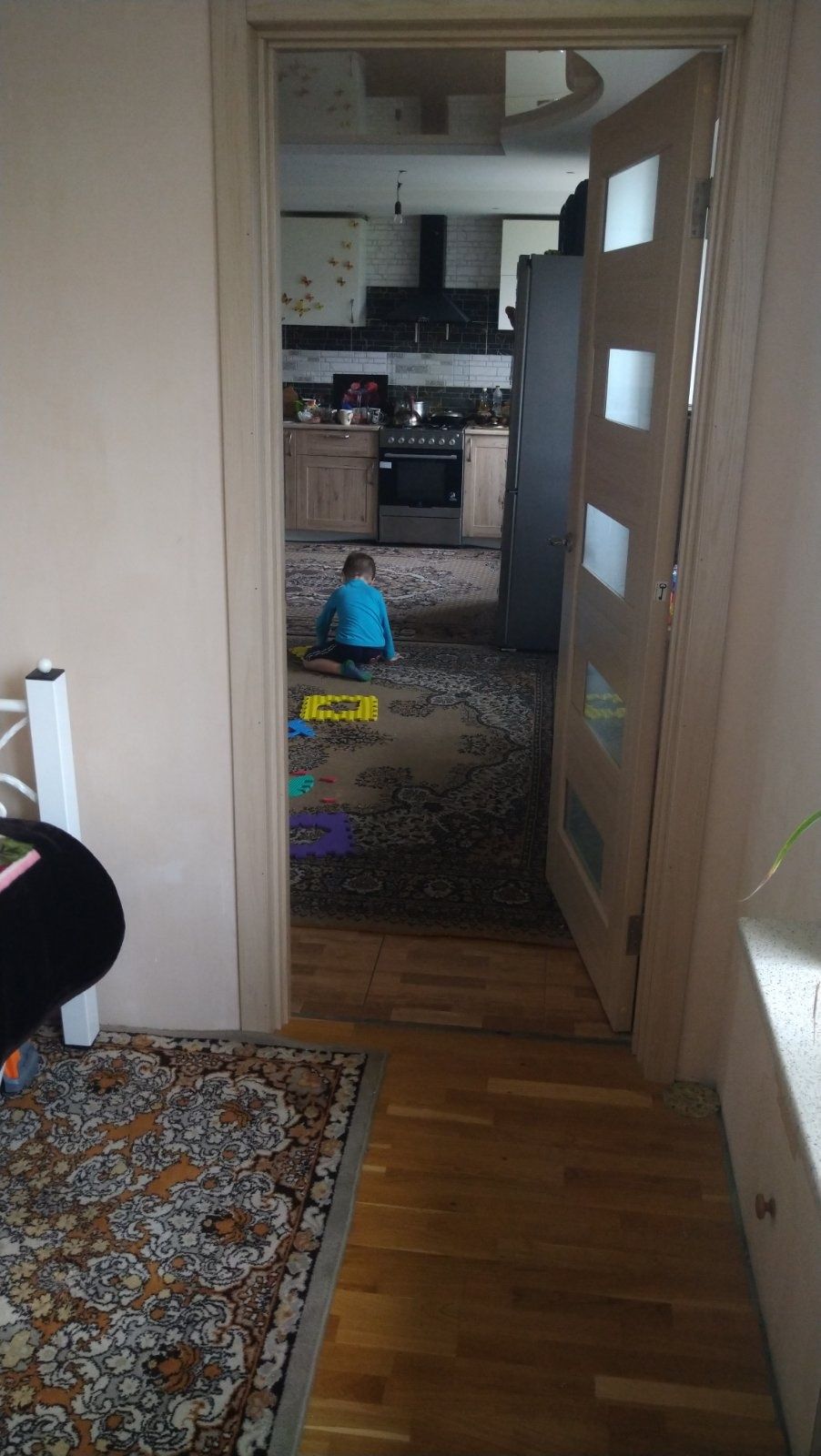 Трёхкомнатная квартира возле Славутич Арена.Стадион.80кв.м.Студия.