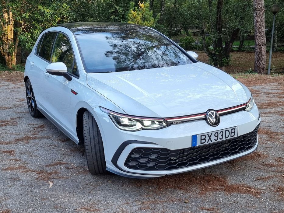 Volkswagen Golf VIII GTI 2.0 TSI 245cv – 2022