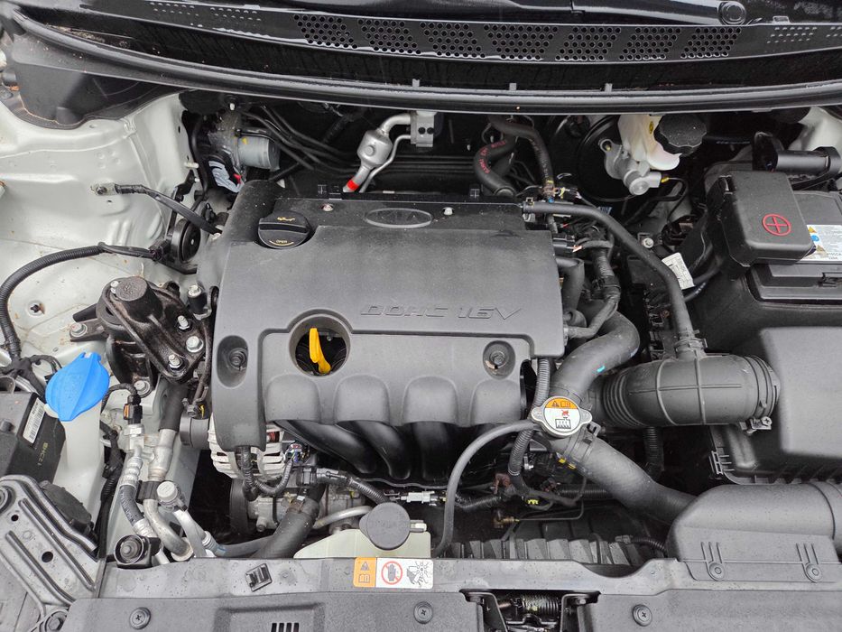 KIA CEED 1,4 2013 rok Prawie NOWY samochód TYLKO 10359 kilometrów