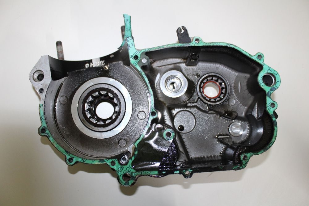 KTM LC4 400 karter kartery obudowa blok silnika
