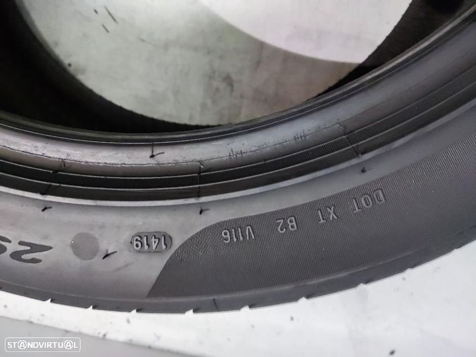 2 pneus semi novos 295-40r20 pirelli - oferta dos portes