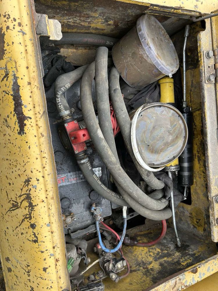 Ескаватор Komatsu PC 240NLC-8 2006