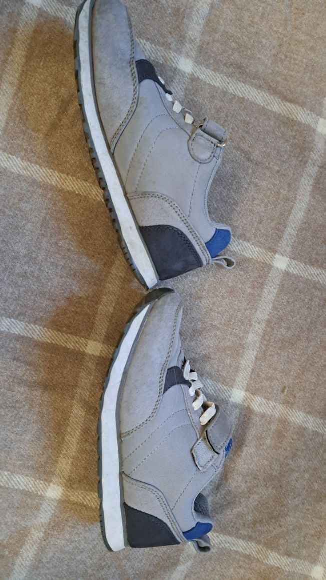 Dziecięce adidasy Inextenso r 29 zapinane na rzep
