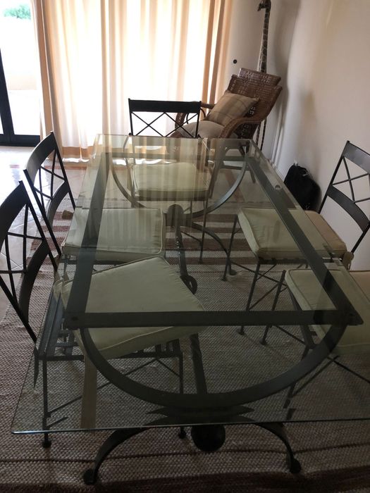 Mesa de jantar + 6 cadeiras