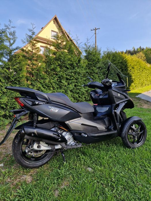 Motocykl Quadro 350 homologacja L5E na kat B ( mp3 , metropolis )