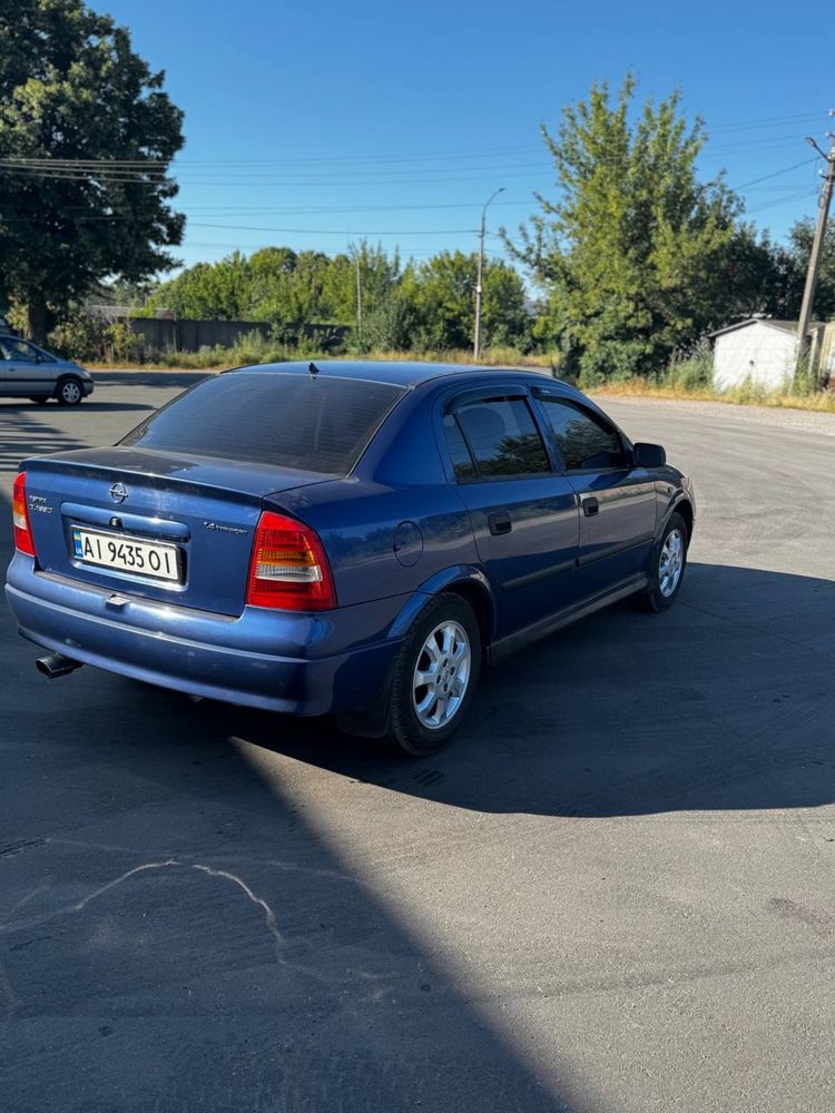 Продам Опель Астра 1.4 Opel Astra