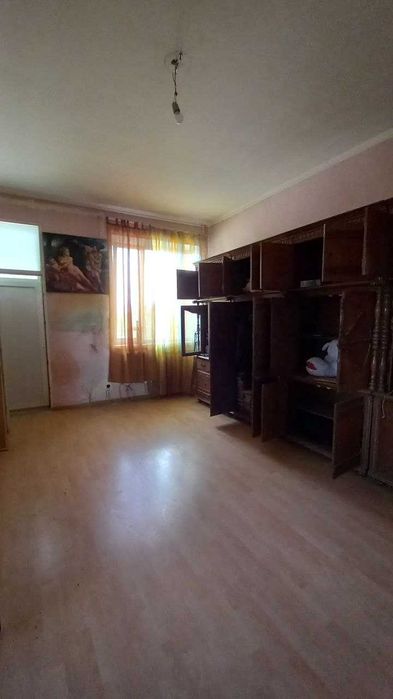 Продам дом на два входа с участком, центр село Усатово/10км от  Одессы