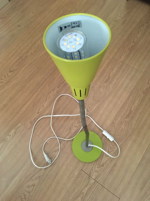 Candeeiro de Secretária Kvart B0603 - IKEA