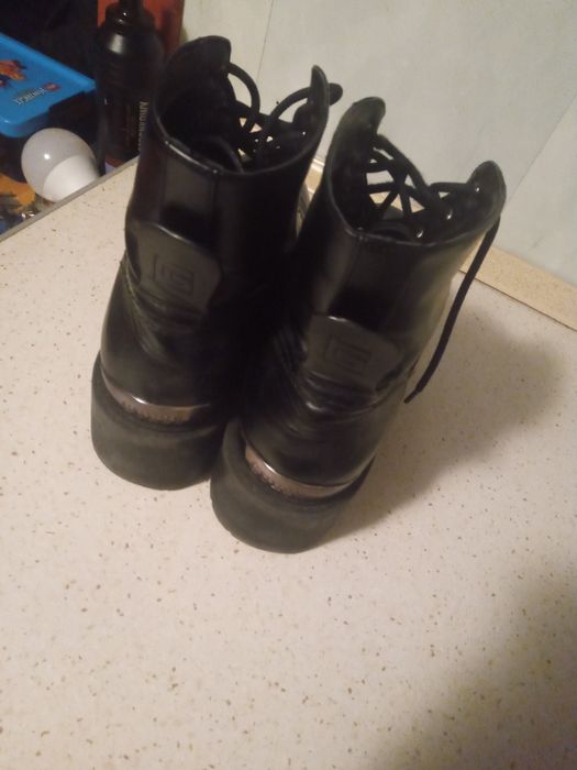 Buty damskie guess rozmiar 41 wkładka 26,5 cm