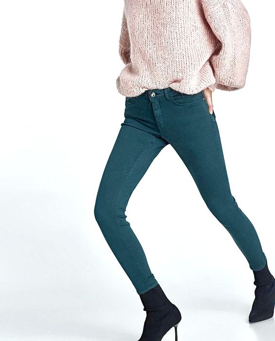 Скинни  Bershka .