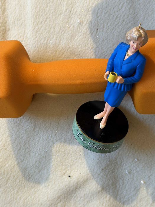 Enfeite sereio merman em porcelana com glitter – vários