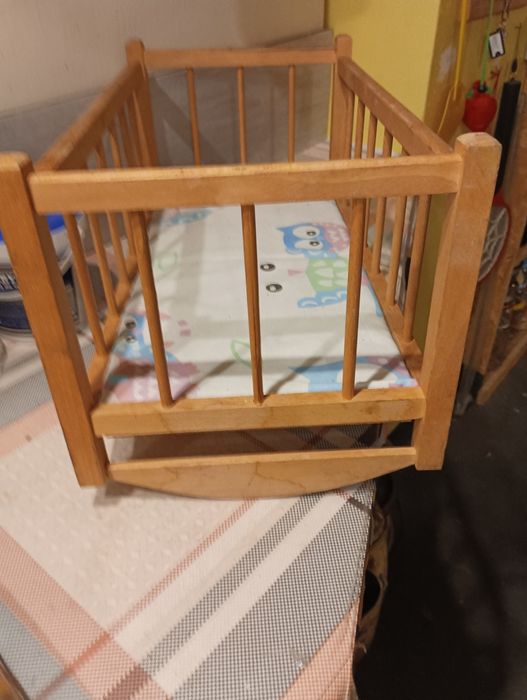 Witam Sprzedam łóżeczko i