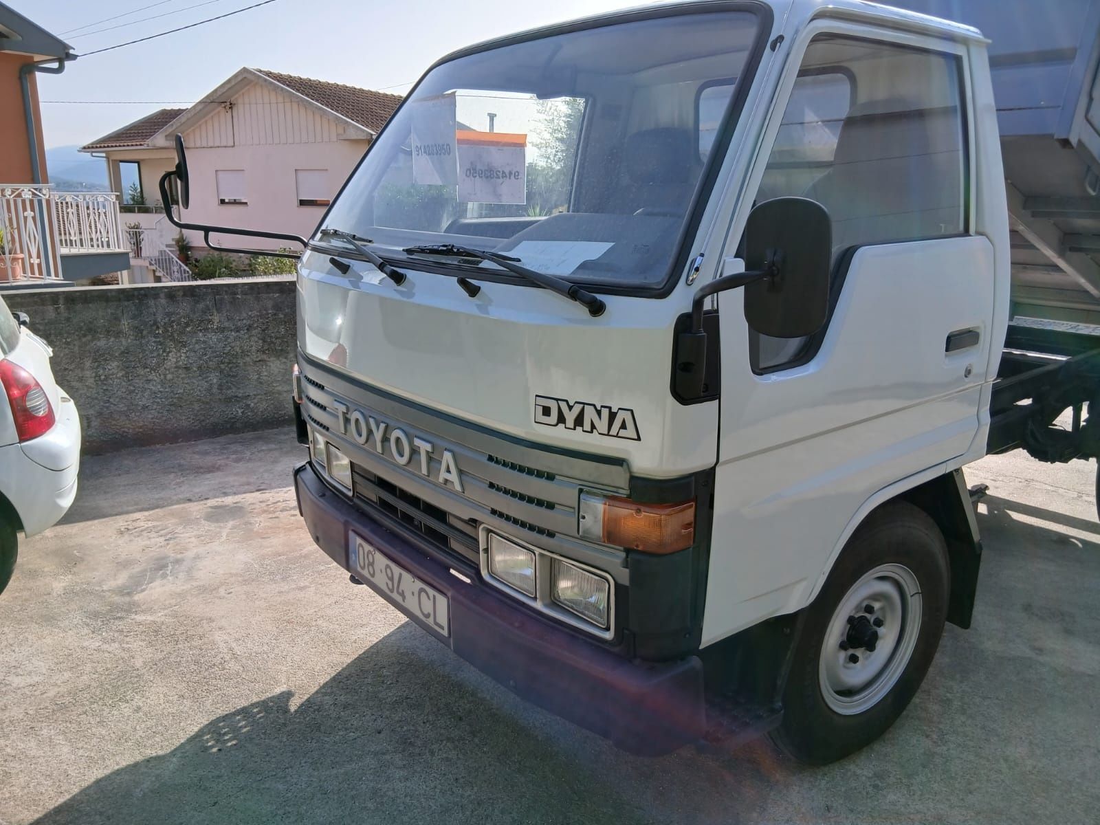 Toyota Dyna 150 basculante de 1994