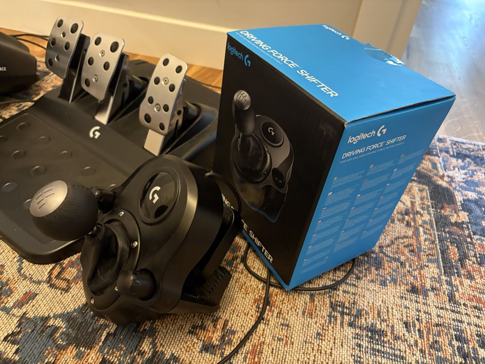 Kierownica Logitech G923 z shifterem