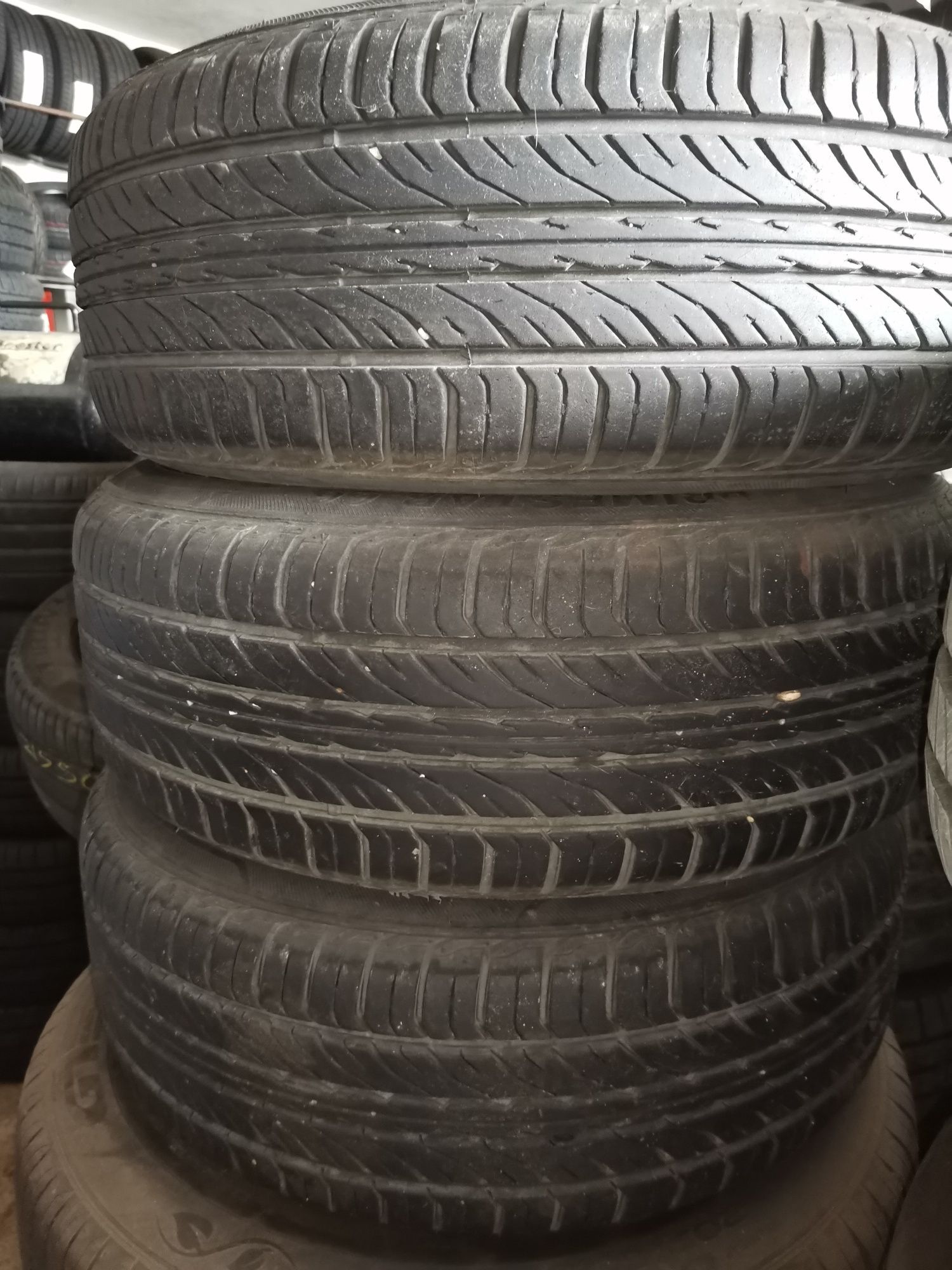 4 Jantes 15 4x100 + 4 Pneus novos