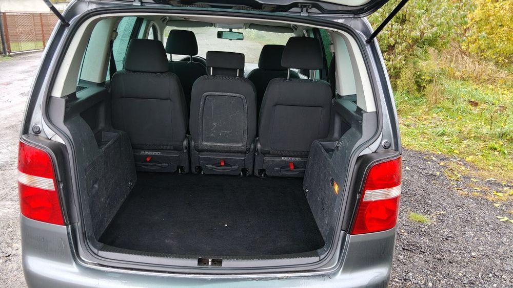 Volkswagen Touran 1,9TDI 105KM/2006r/Opłaty V.2026r