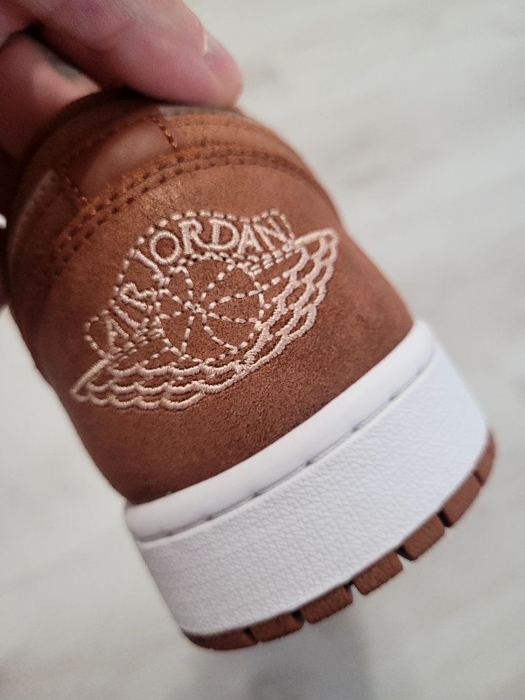 Кроссовки NIKE AIR JORDAN 1 Low нові original