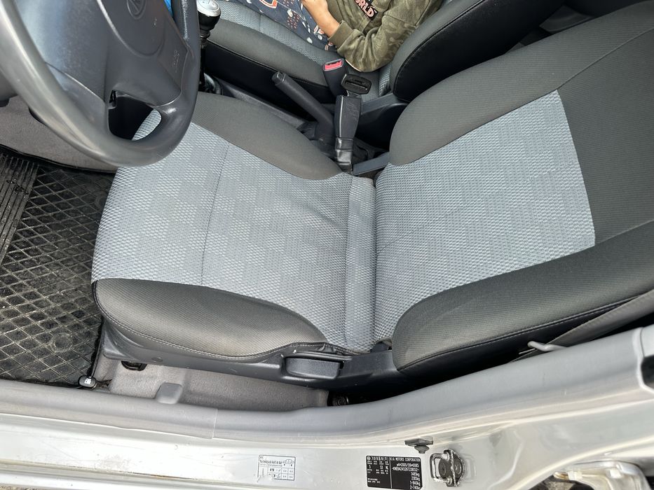 Kia picanto 1.1 диз авто економне гарне все працює кондиціонер