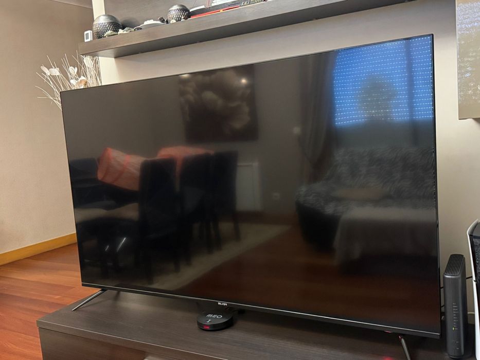 Smart TV Led 4K Silver 65’’