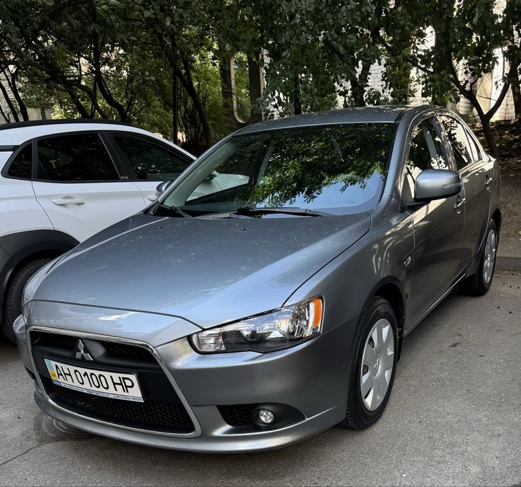 Продам  своє авто  Lancer X (выпуску.  11.2015) в надійні руки)