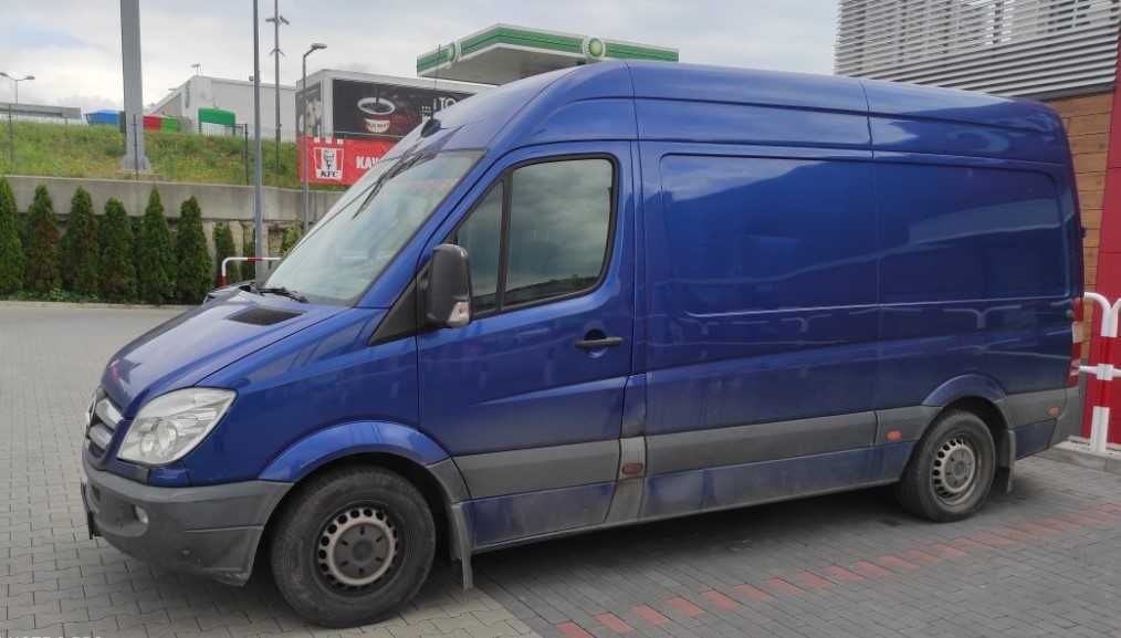 Wynajem dostawczych 210zł Wypożyczalnia samochodów BUS