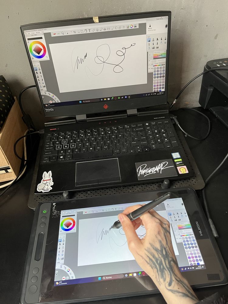 Tablet graficzny ekranowy Huion Kamvas Pro 12 zestaw