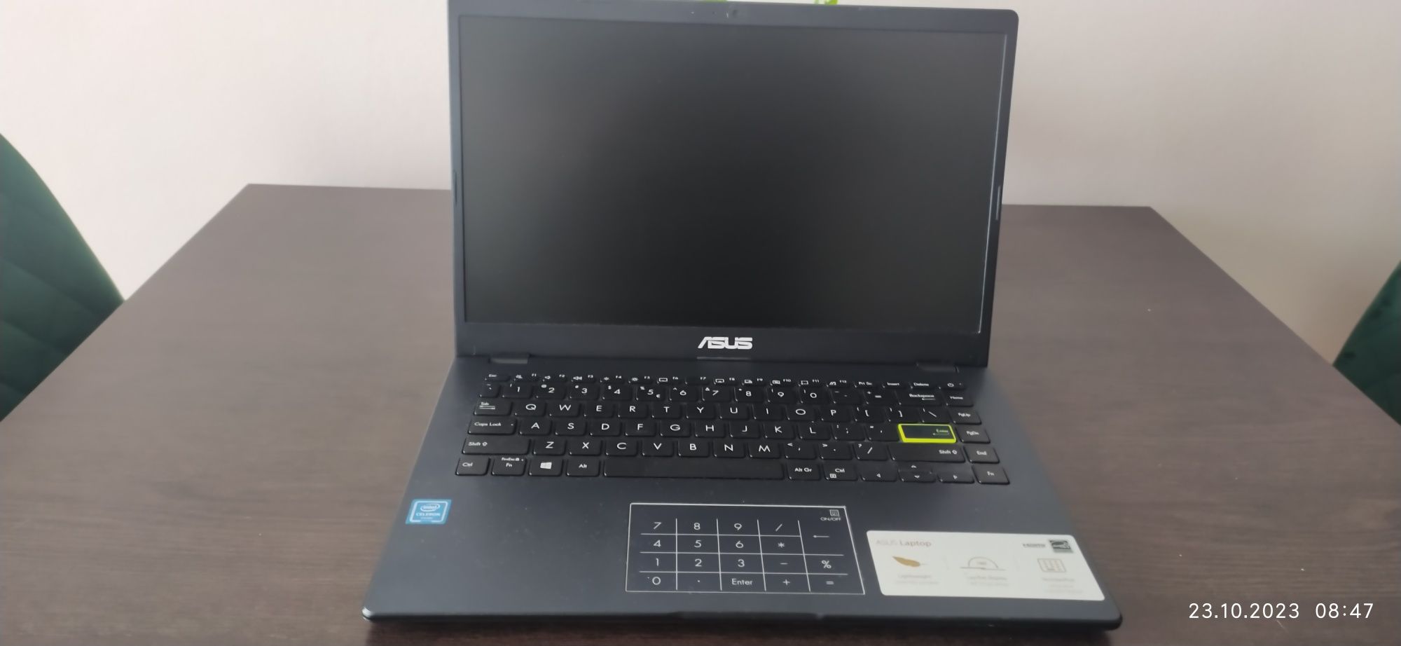 Laptop ASUS E410MA