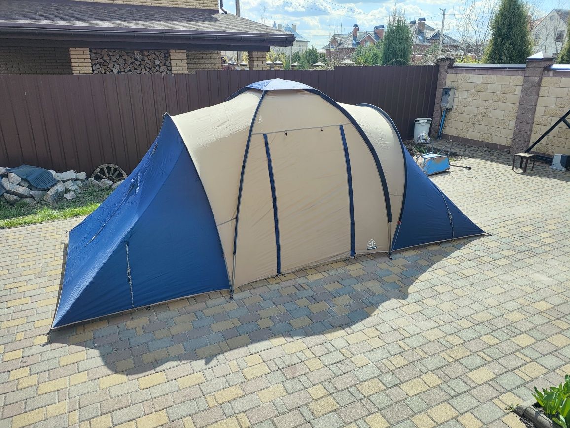 Палатка двухслойная Halfords 4 man 2 Rom tent