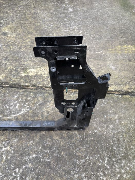 Панель радіаторів (телевізор) Cherokee KL 2019