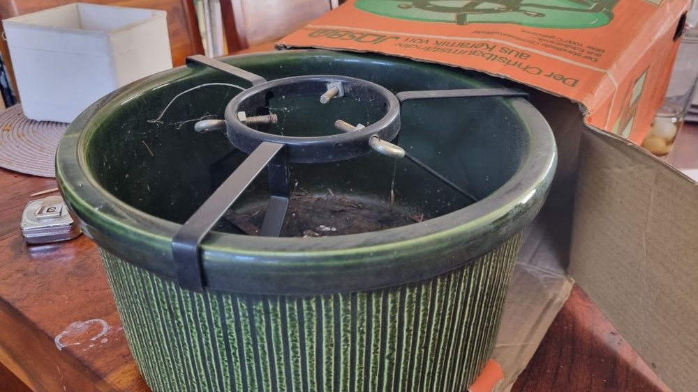 Stojak ceramiczny do choinki