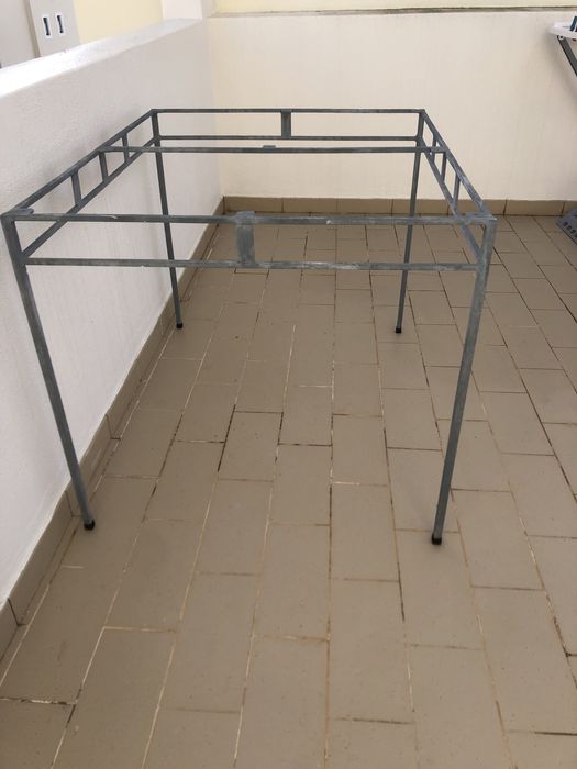 Mesas e cadeiras ferro forjado