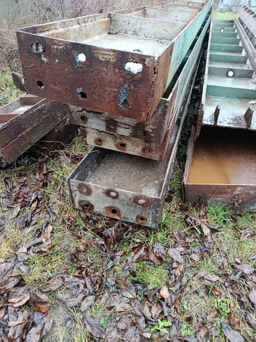 Балка металева  двутавр б в