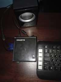 Неттоп Brix GB - BACE3160 , клавіатура  монітор колонки і миш .