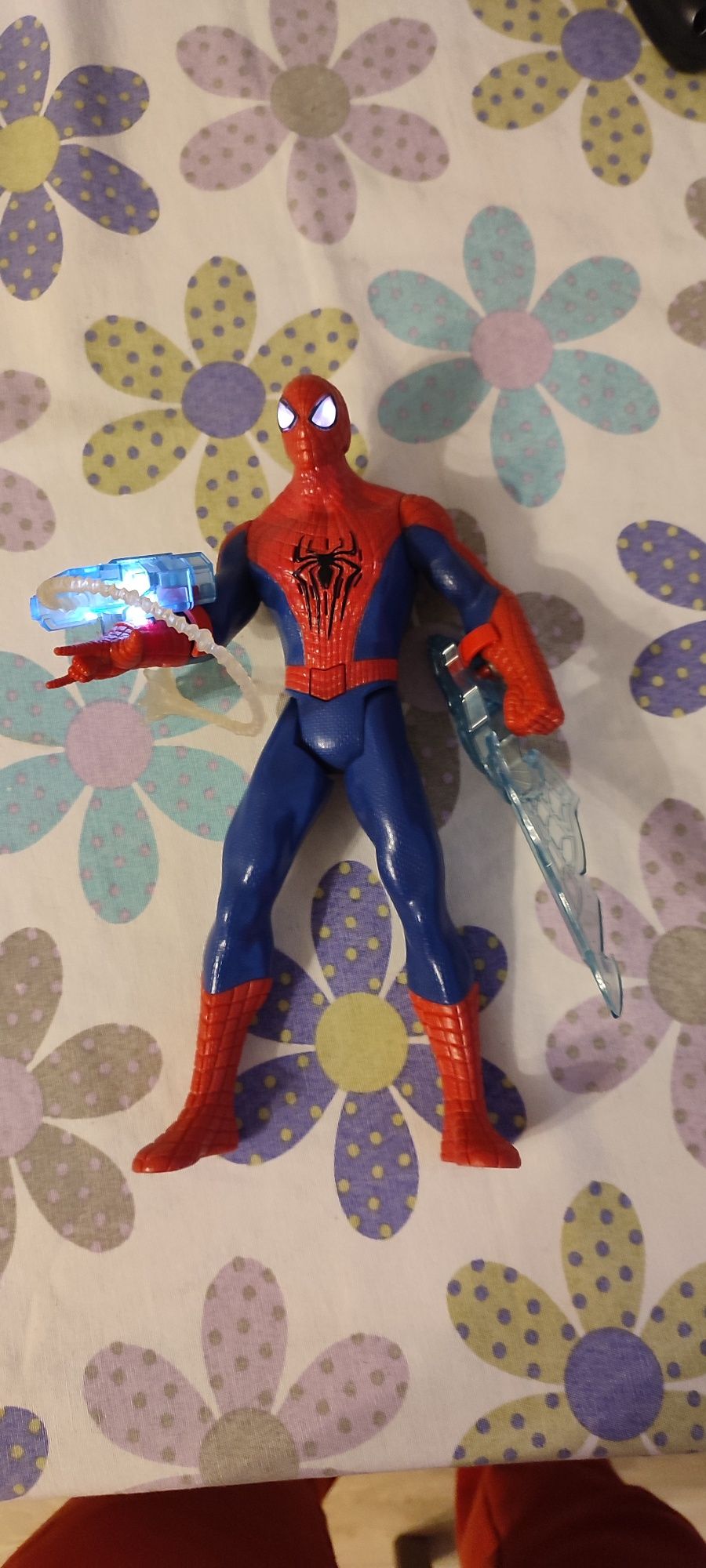 Oryginalna interaktywna figurka Marvel, Spider Man