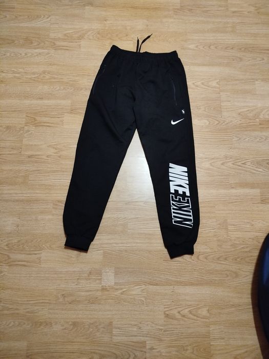 Продам штани  найк