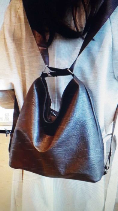 Сумка велика-містка. Нова  ( може бути як рюкзак)