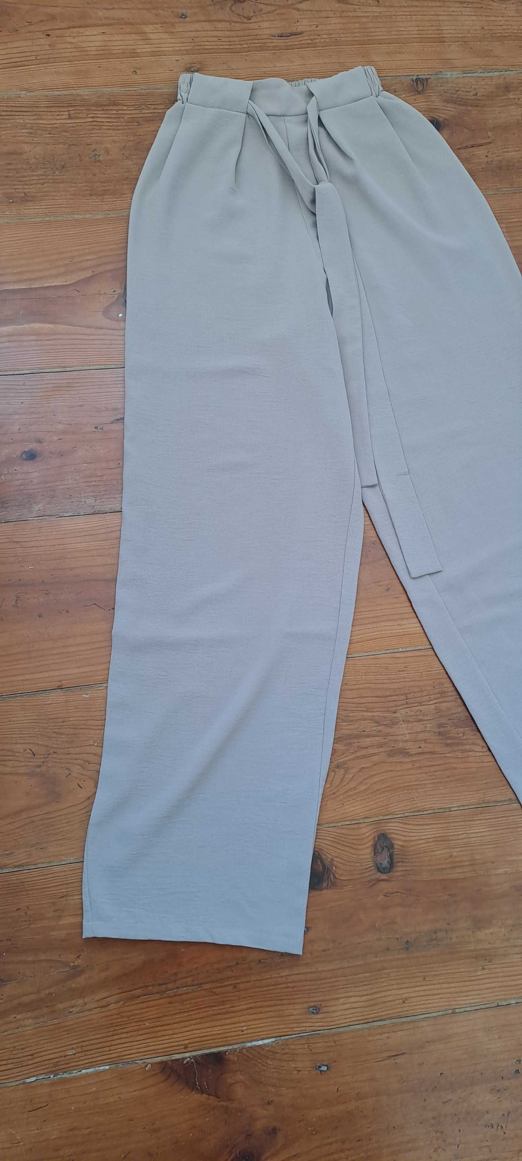 Calças beje Zara XS