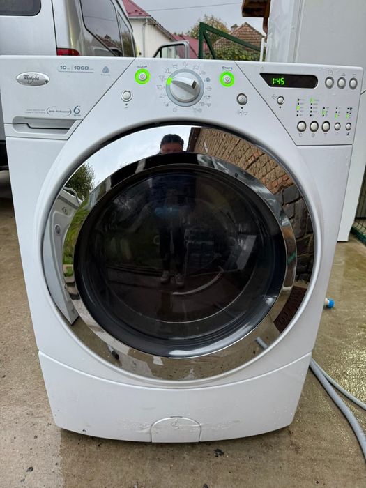 Продам професійну великогабаритну пральну машину whirpool awm9200wh