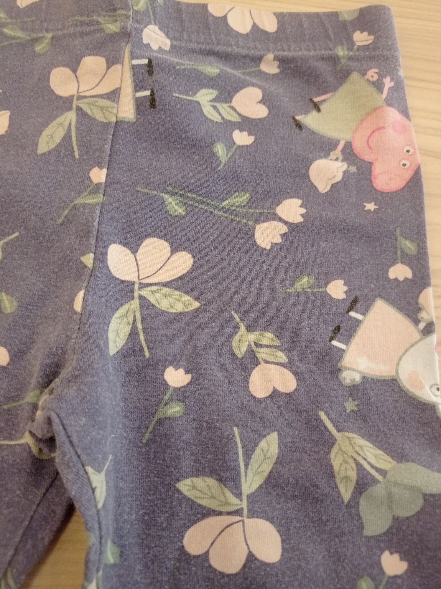 Legginsy Świnka Peppa r.116