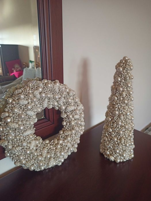 NATAL BRANCO em pérolas - árvore e coroa