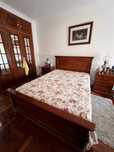 Cama casal em cerejeira