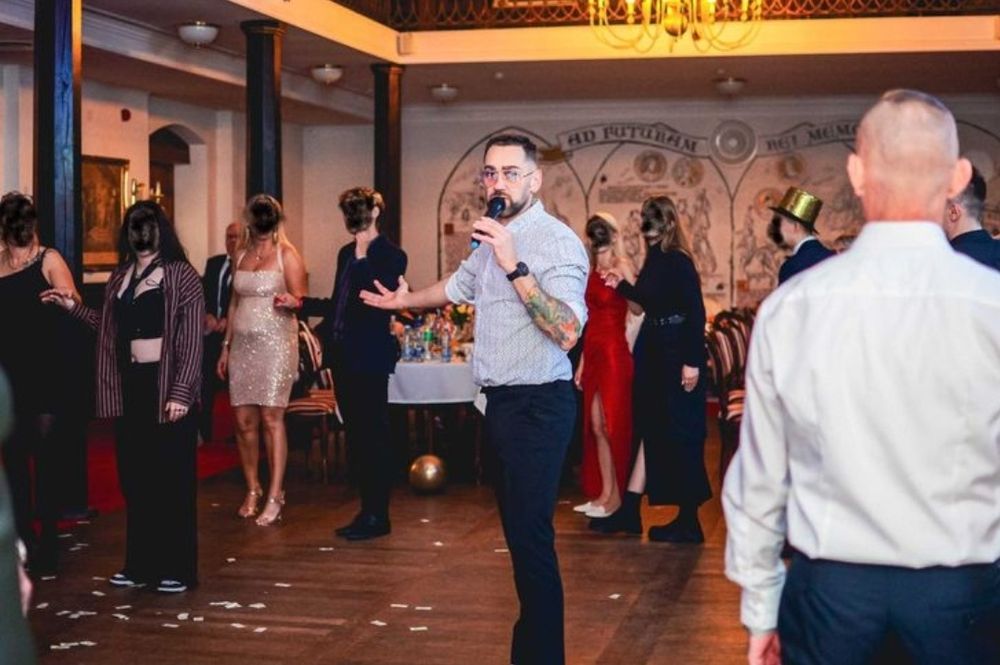 Dj Wodzirej Bal Sylwester Studniówka Urodziny Wesele / Fotobudka 360