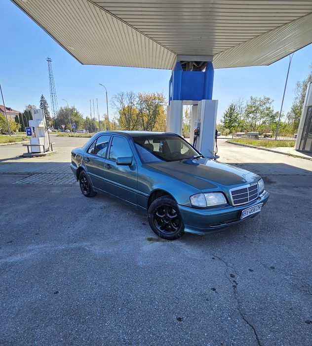 Mercedes c180 w202 Газ