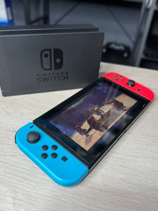 Nintendo Switch портативна ігрова приставка від нінтендо